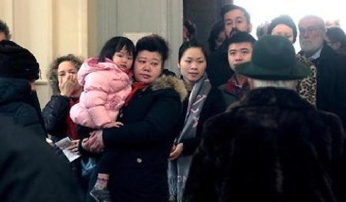 Truppe di cinesi hanno votato alle primarie del Pd a Milano 