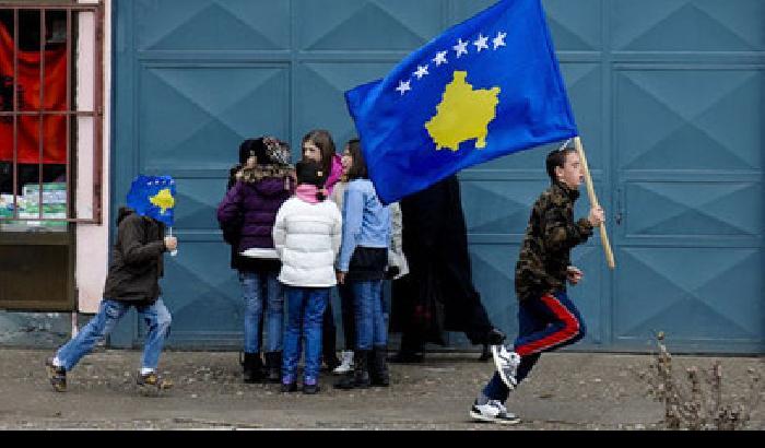 014D21-NEWS_173775 Kosovo, anniversario e lacrime