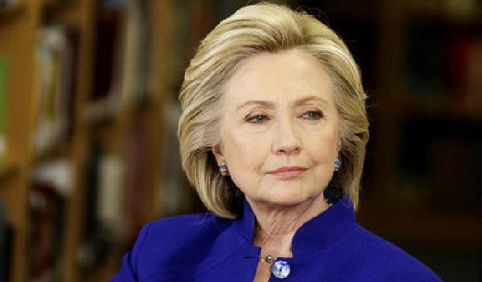 0152DA-NEWS_177153 Clinton contro le banche europee: smettano di finanziare il terrorismo