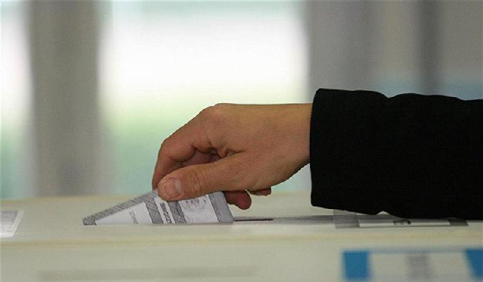 Election monday, è polemica politica: più costi ma meno astensione