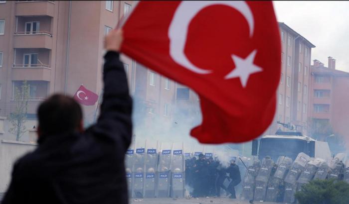032412-repressione-in-turchia Repressione in Turchia