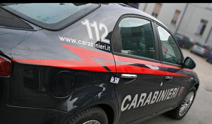0327AA-auto-dei-carabinieri Auto dei carabinieri