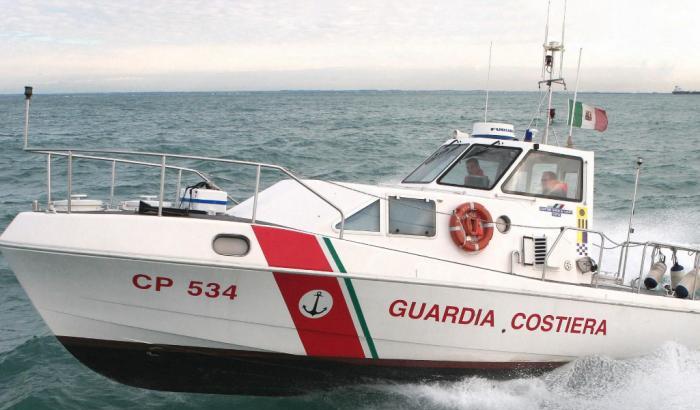 0327F2-guardia-costiera Guardia Costiera