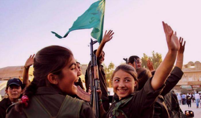 Combattenti curdo-siriane dell'Ypj