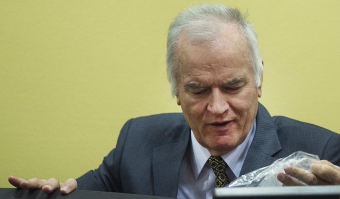 Crimini contro l'umanità: il Tpi chiede l'ergastolo per Ratko Mladic, il macellaio di Bosnia