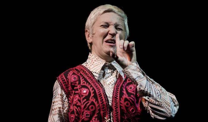 'Amuleto', foto di Alessandro Botticelli