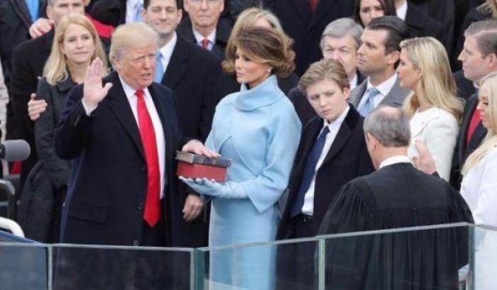 Donald Trump giura da presidente degli Stati Uniti