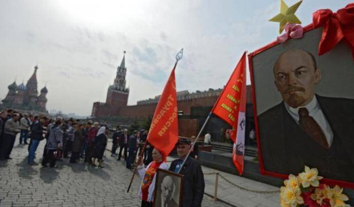 La rivoluzione bolscevica fu un crimine, è ora di seppellire Lenin