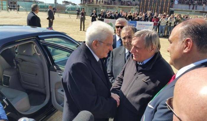 Il Presidente Sergio Mattarella accolto da Don Ciotti