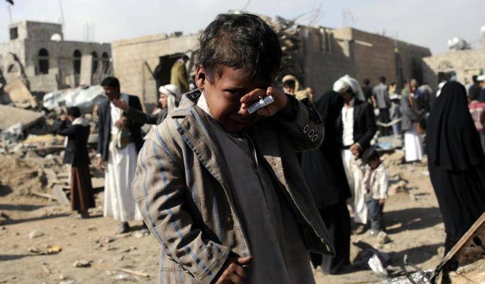 I bombardamenti sauditi nello Yemen hanno provocato numerose vittime civili