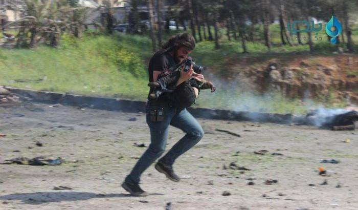 Aleppo, l'orrore dell'autobomba sui civili: 68 bambini morti nella strage