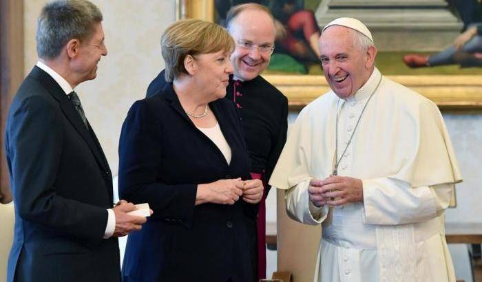 00049AF6-angela-merkel-e-papa-francesco-1 Angela Merkel e papa Francesco