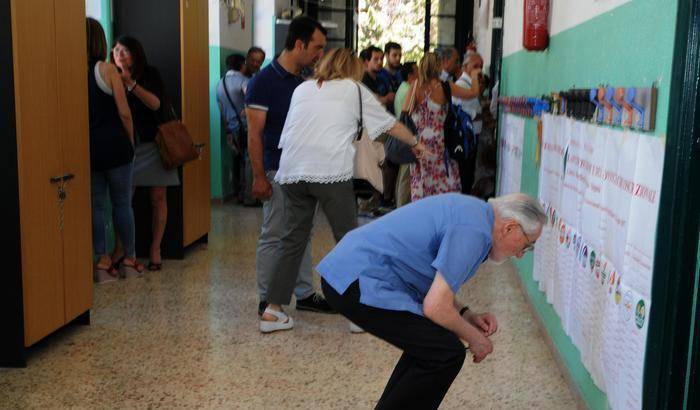 00049C31-al-via-il-turno-di-ballottaggio Al via il turno di ballottaggio