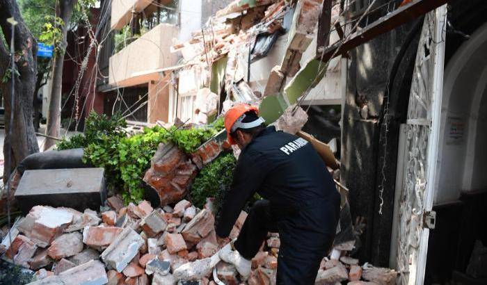 Messico, scossa gigantesca da 7,1. Almeno 100 morti, feriti e crolli