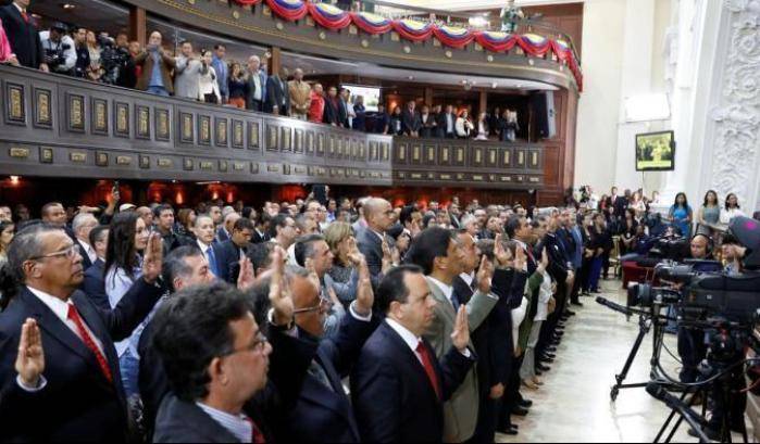 0004B502-il-giuramento-dei-governatori-venezuelani Il giuramento dei governatori venezuelani