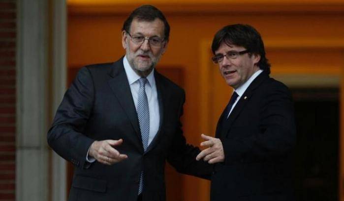 0004B757-rajoy-e-puigdemont-prima-della-rottura Rajoy e Puigdemont prima della rottura