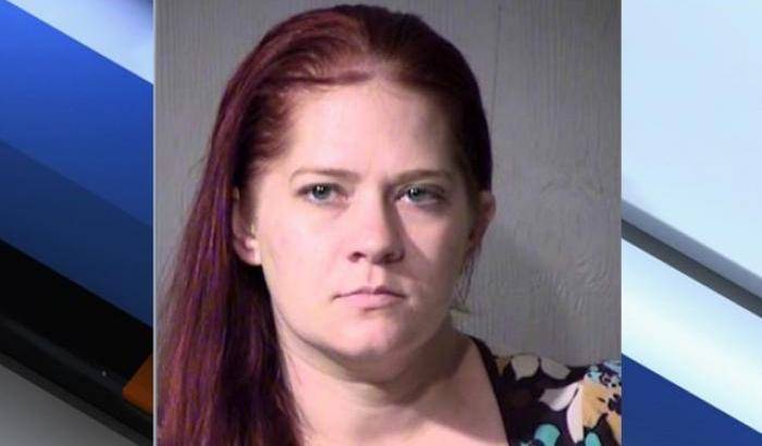 La donna arrestata per zoofilia in Arizona