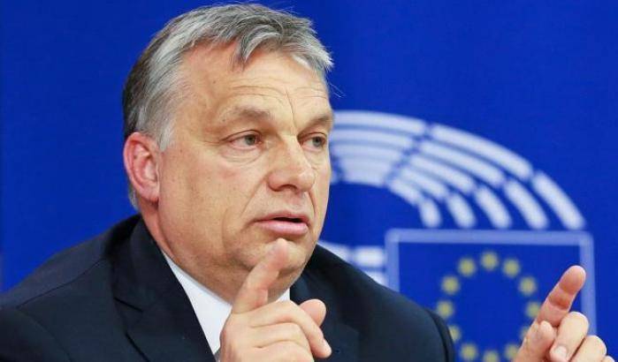 Orban minaccia la Ue: più soldi a chi tutela i migranti? Vi farò saltare il banco