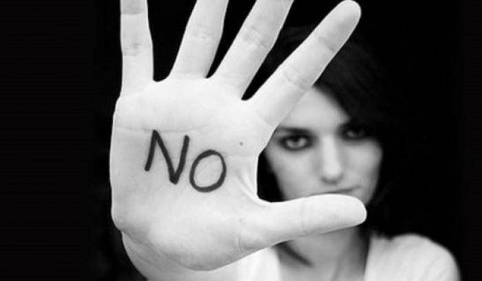 0004E752-violenza-su-una-donna Violenza su una donna