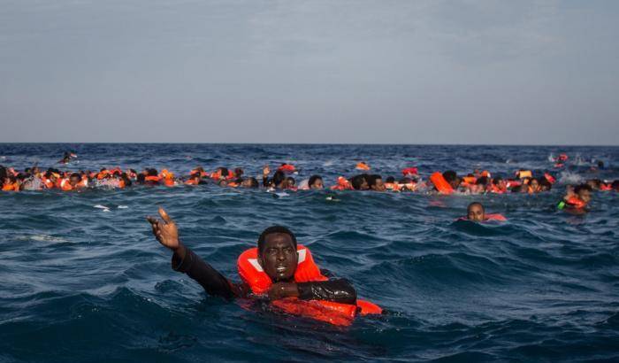 0004EAD9-migranti-nel-mediterraneo Migranti nel Mediterraneo