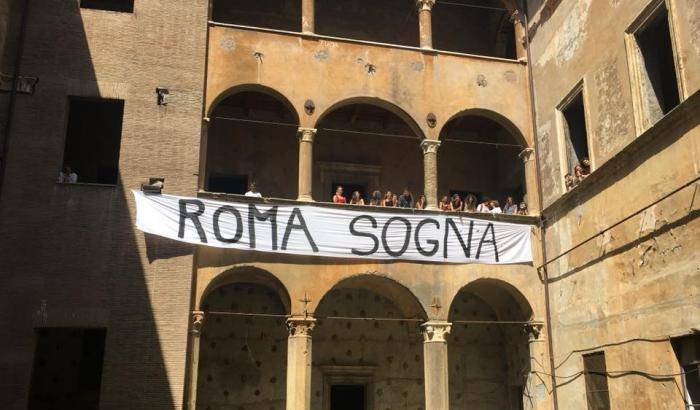 0004EC97-palazzo-nardini-occupato Palazzo Nardini occupato