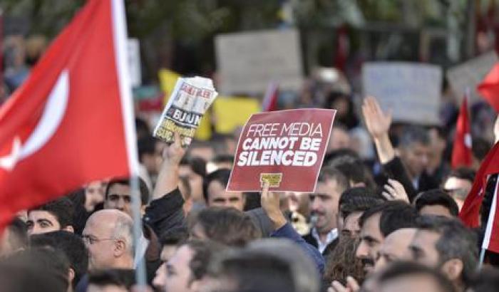 Manifestanti per la libertà di stampa