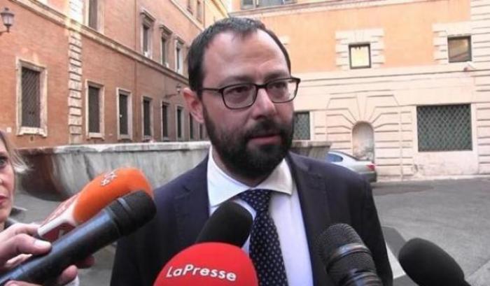 Patuanelli tranquillizza i suoi su Aspi: "Entro un anno fuori i Benetton"