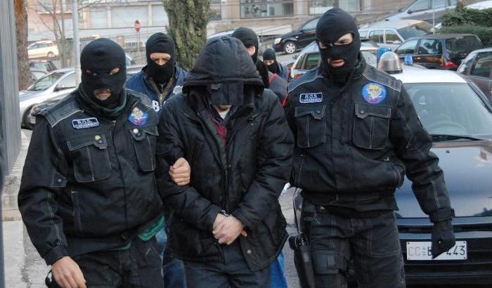 00051BF4-arresto-di-un-mafioso Arresto di un mafioso