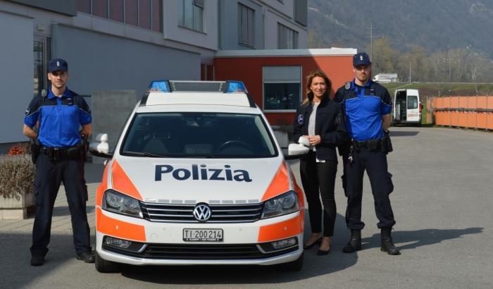 La polizia