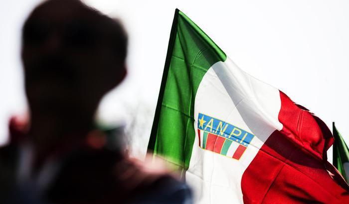 25 aprile, eravamo migliaia in piazza in cerca di una sinistra che sia casa nostra