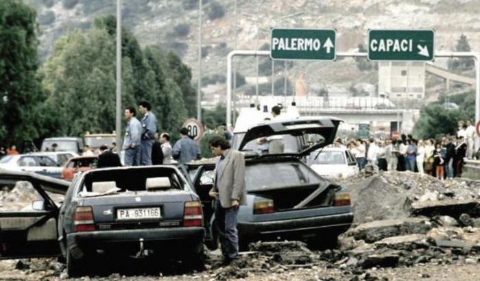 000543D4-la-strage-di-capaci La strage di Capaci