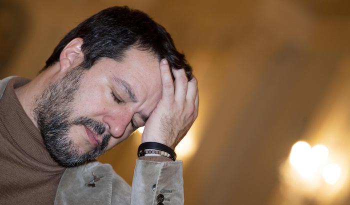Salvini, nuovo piagnisteo: "In arrivo un altro processo per abuso d'ufficio ma..."