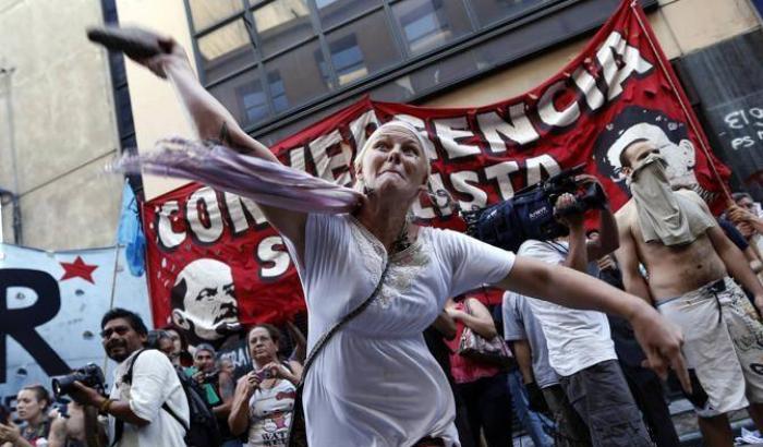 00054DE7-protesta-delle-donne-in-argentina Protesta delle donne in Argentina
