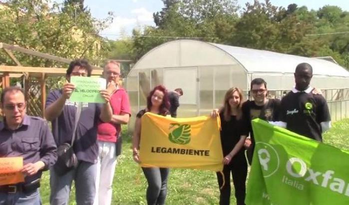 00054E75-oxfam Oxfam