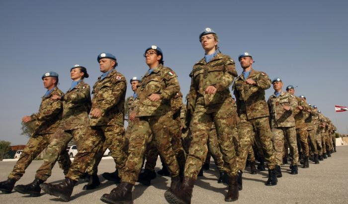 I soldati italiani restano in Iraq: "Nessuna interruzione della missione"