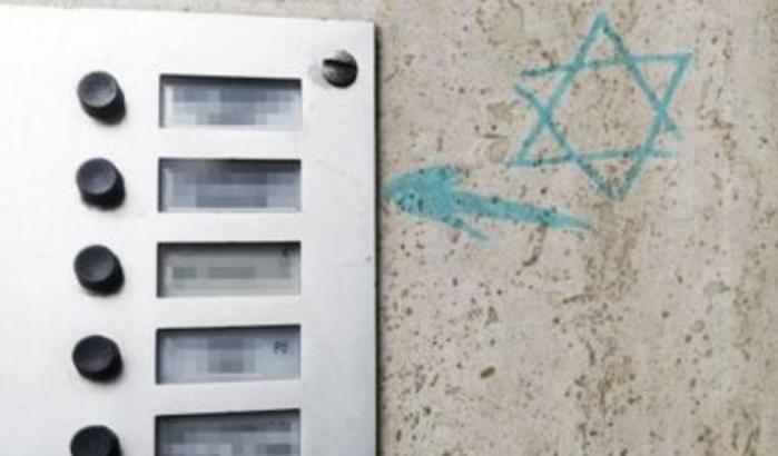 Stella di David sul citofono di un figlio di deportati della Shoah, la condanna di Bonaccini
