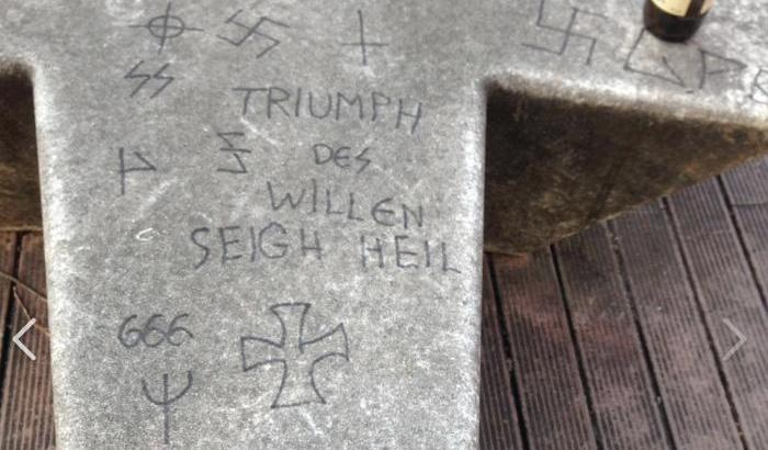 Scritte naziste a Parma