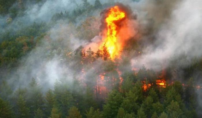 000555EF-allarme-incendi Allarme incendi