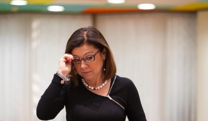 De Micheli: "Darò battaglia nel governo perché il vaccino anti-covid sia obbligatorio"