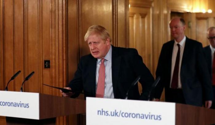 La strategia di Boris Johnson sul Coronavirus non è né folle, né coraggiosa: è stupida