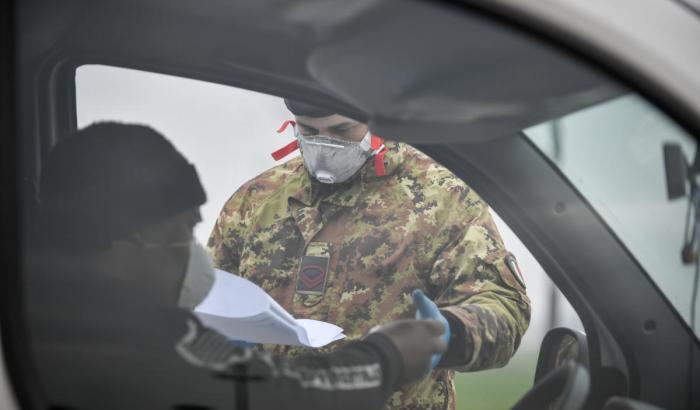 00055C7B-controlli-per-il-coronavirus Controlli per il coronavirus