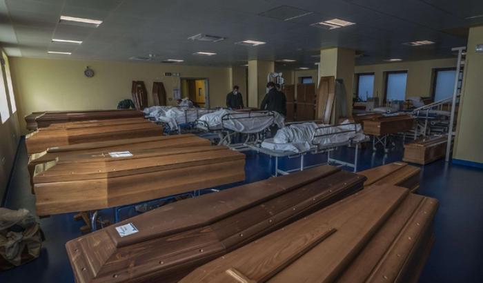 00055EA2-le-bare-a-bergamo Le bare a Bergamo