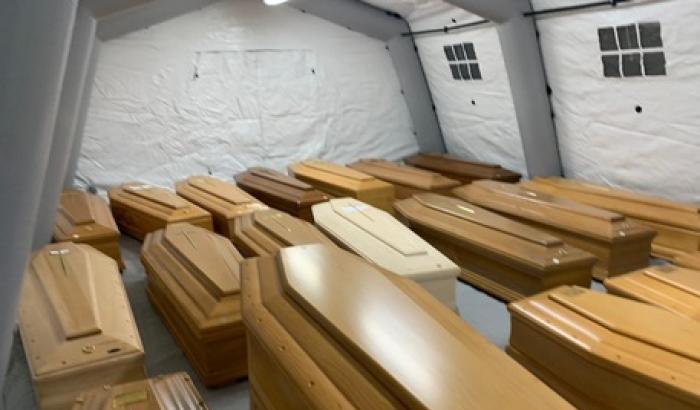 La fotografia dell'Istat che potrebbe svelare quanti sono i reali decessi: +20% rispetto a 2015/19