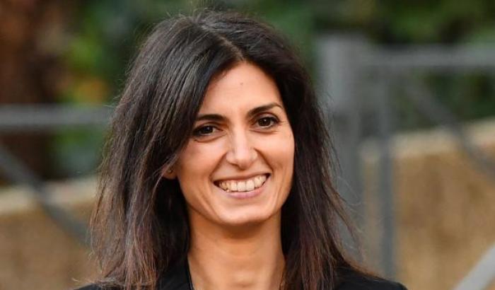 Virginia Raggi pianifica la Fase due: "Privilegiare bici e monopattino"
