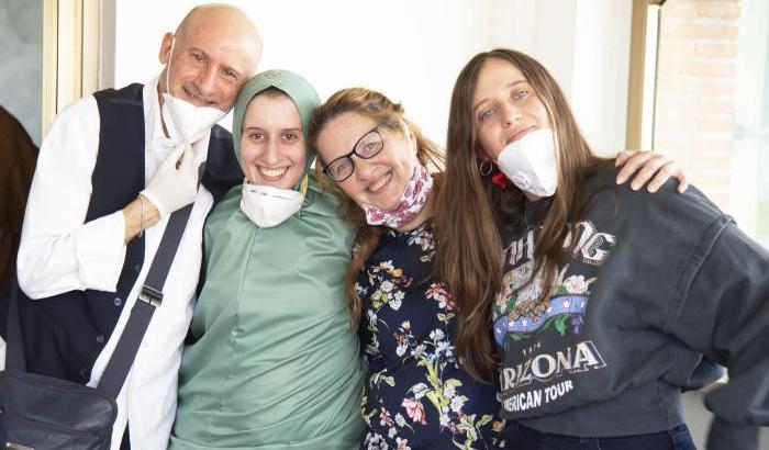 Silvia Romano con i suoi familiari