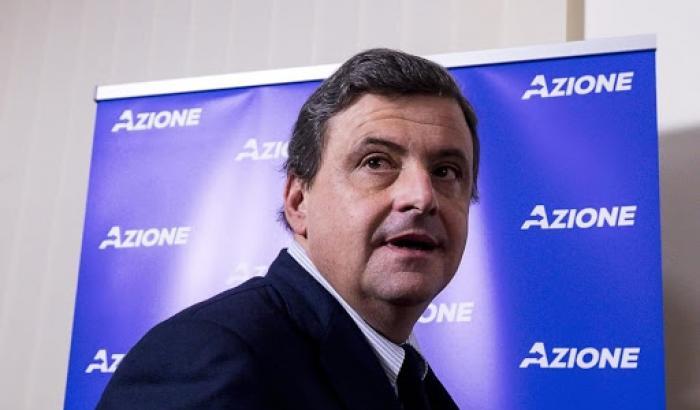 Calenda critico con Fca: "Vogliono le garanzie sul prestito? Rinuncino ai dividendi"