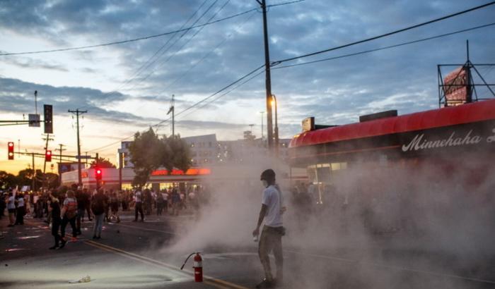 Scontri a Minneapolis
