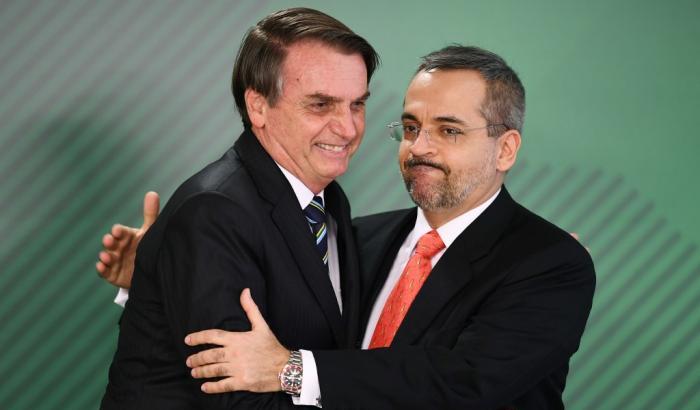00056F7C-bolsonaro-e-il-ministro-dell-istruzione-brasiliano-abraham-weintraub Bolsonaro e il ministro dell'Istruzione brasiliano, Abraham Weintraub