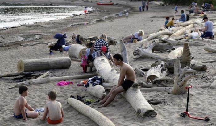 Mentre si continua a negare il riscaldamento globale in Siberia si sono raggiunti i 38 gradi