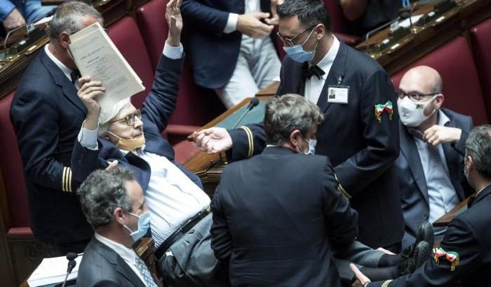 00057108-vittorio-sgarbi Vittorio Sgarbi